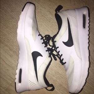 NIKE Air